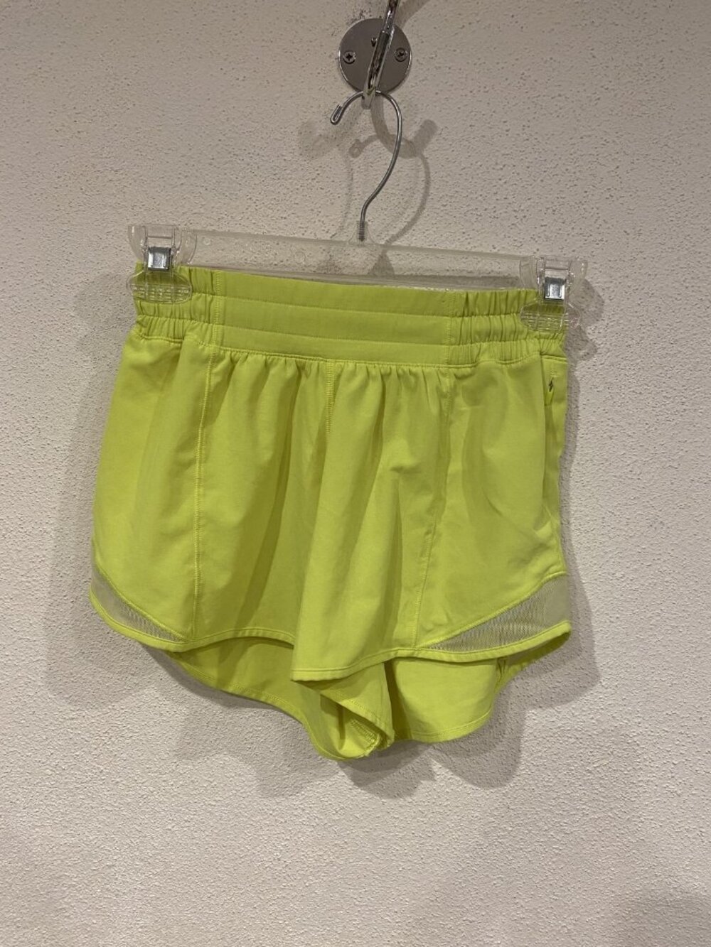 Lululemon Shorts Womens 2 Tall Yellow Elastic Waist Drawstring Running